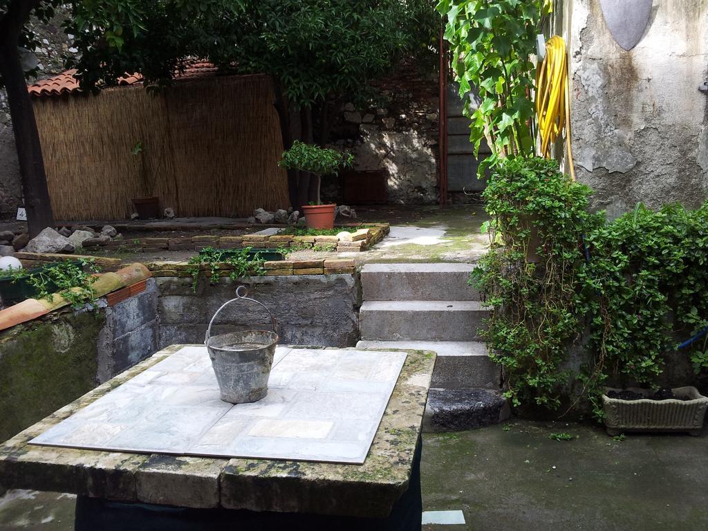 Rosa Thea Suite Taormina Exterior foto